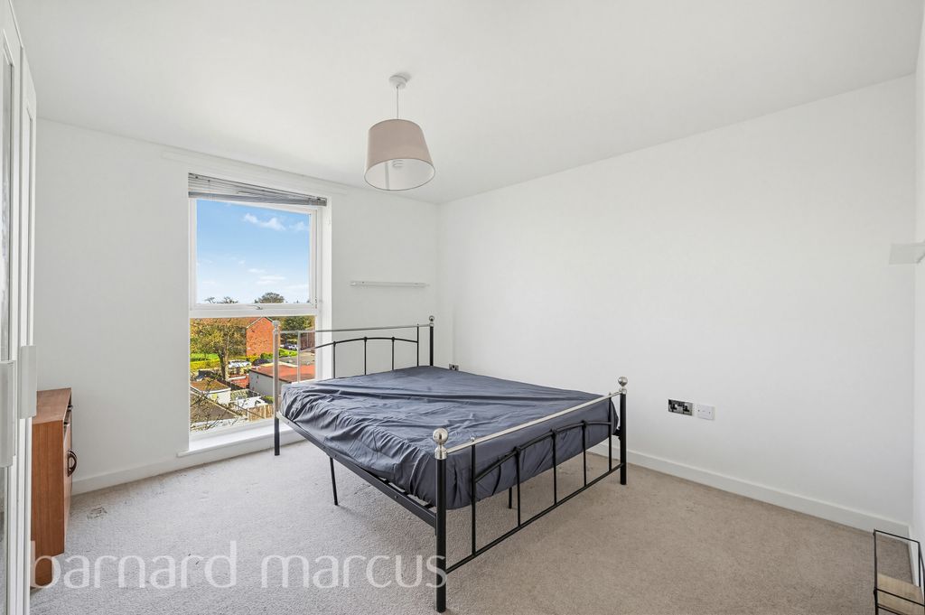 Property photo 2 of 8 Image