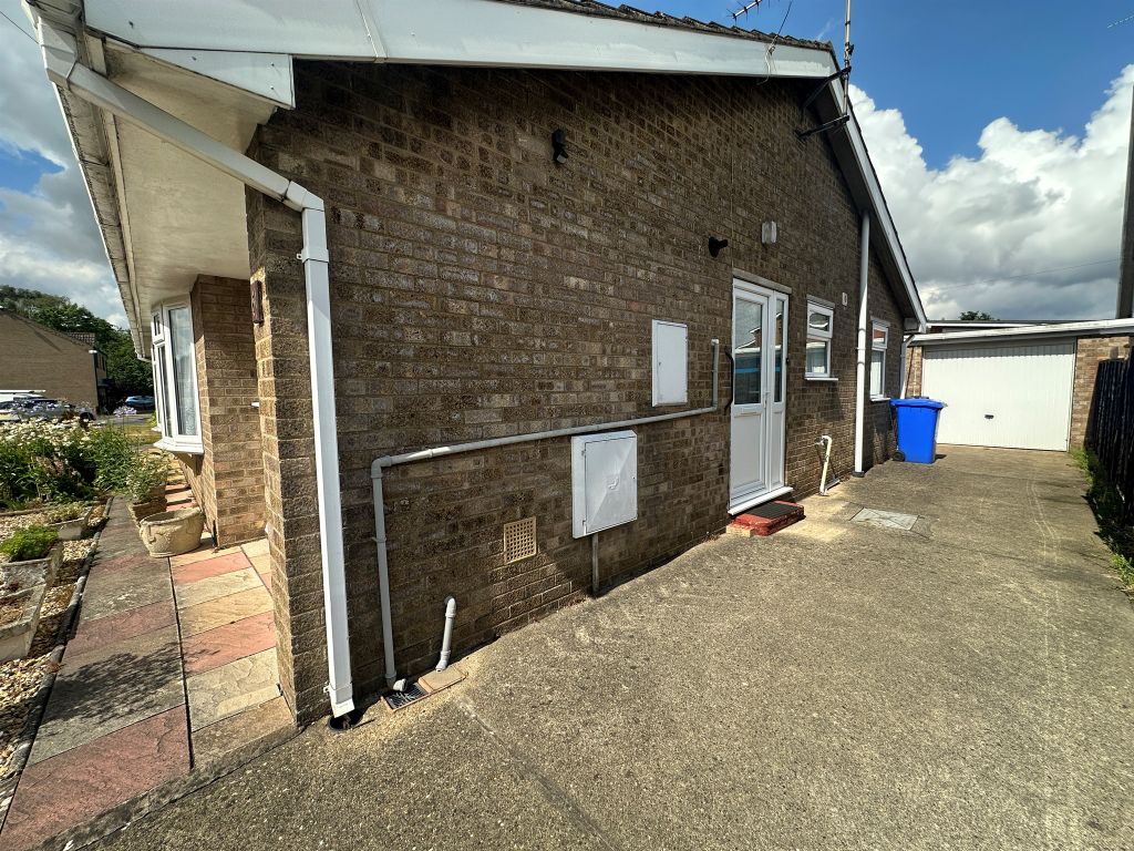 Property photo 2 of 7