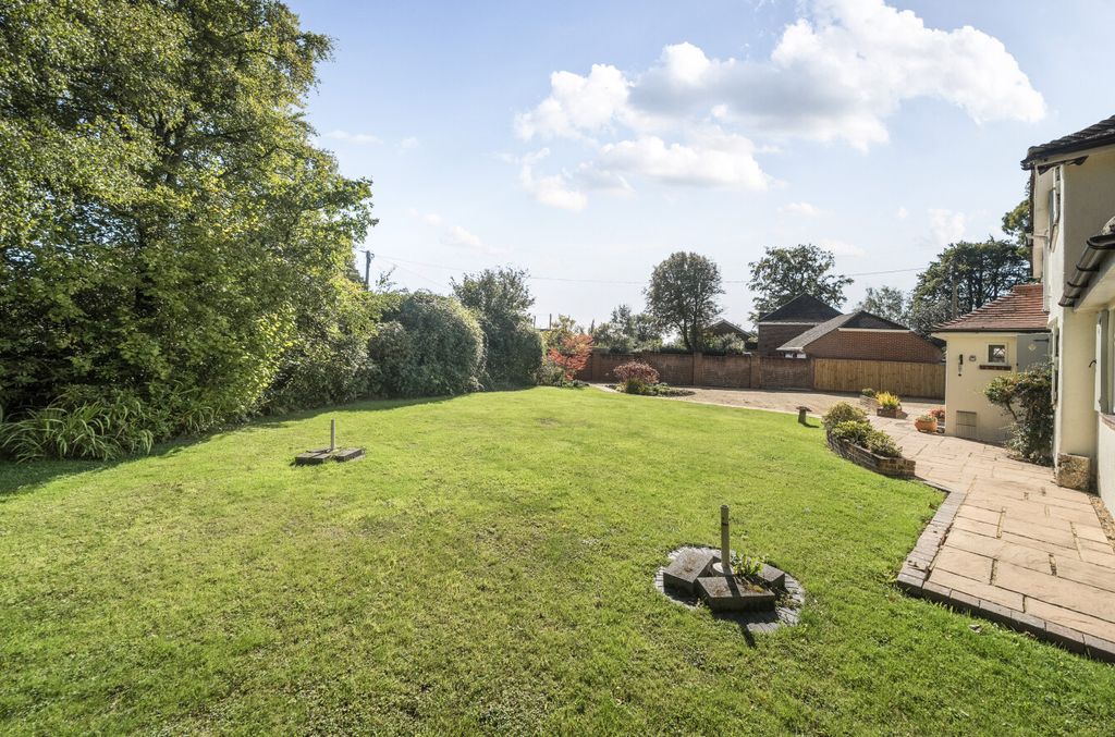 Property photo 3 of 18