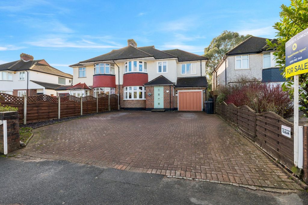 Property photo 1 of 24 Outside