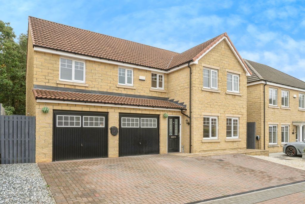 Property photo 1 of 22