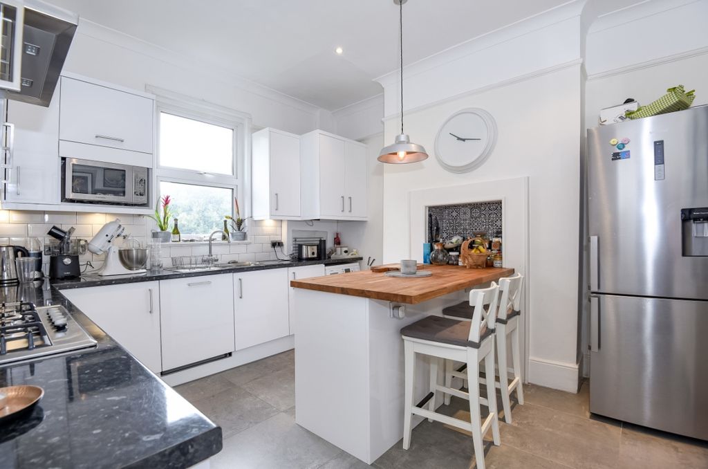 Property photo 2 of 10 218426  (9)c