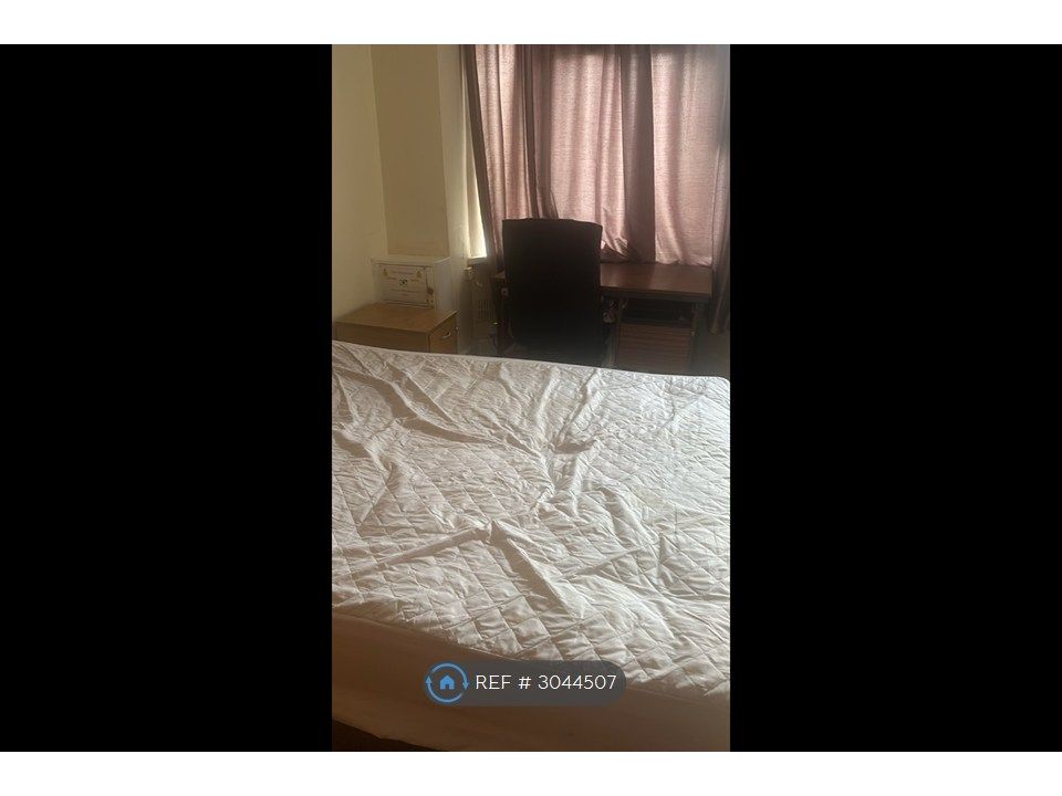 Property photo 2 of 3