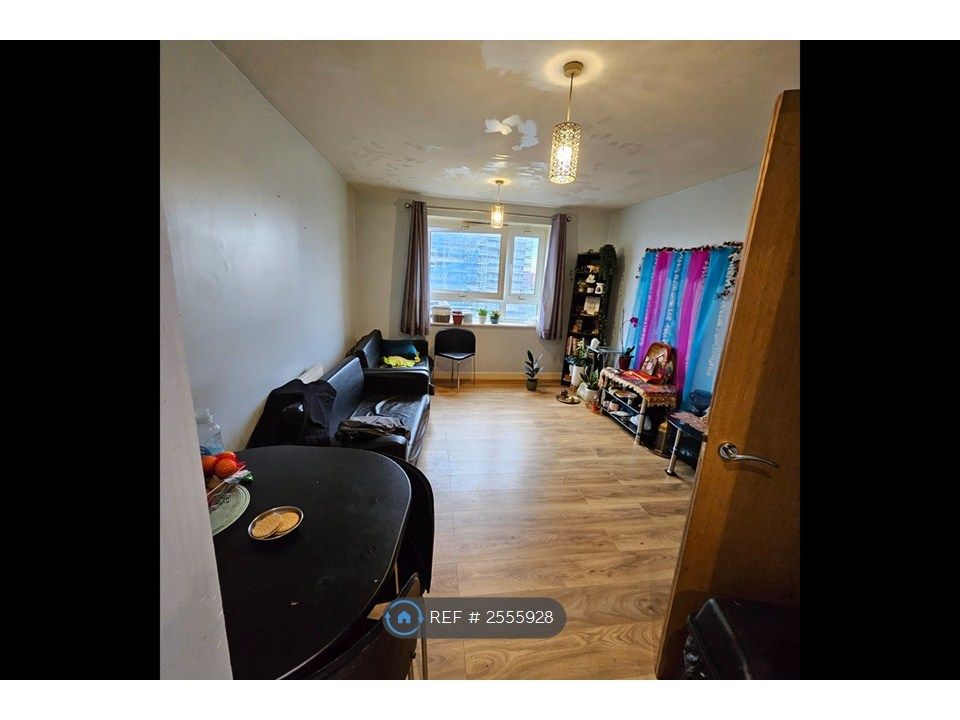 Property photo 2 of 3
