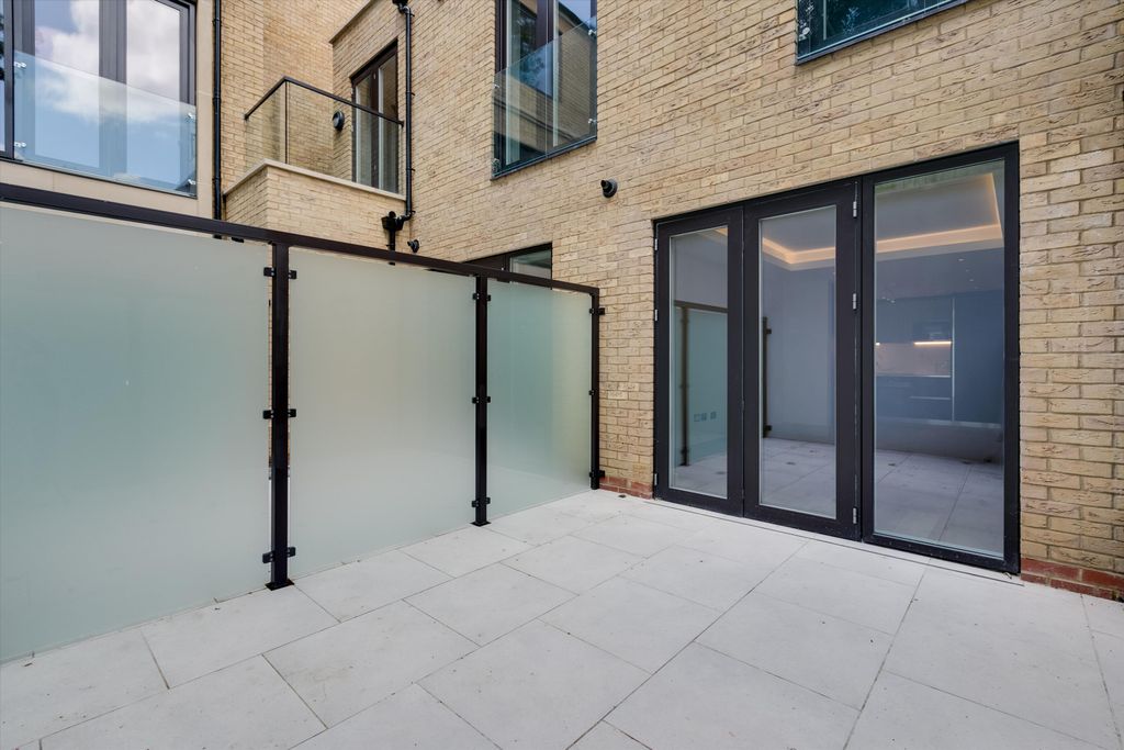 Property photo 3 of 15 Image