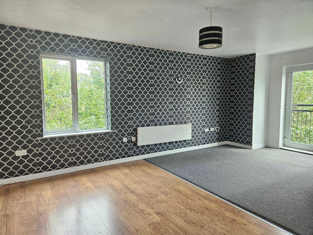 Property photo 3 of 3
