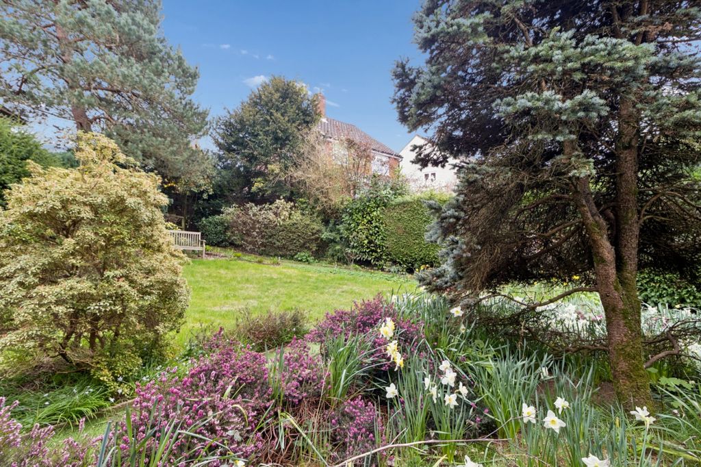 Property photo 3 of 24 Rear Garden