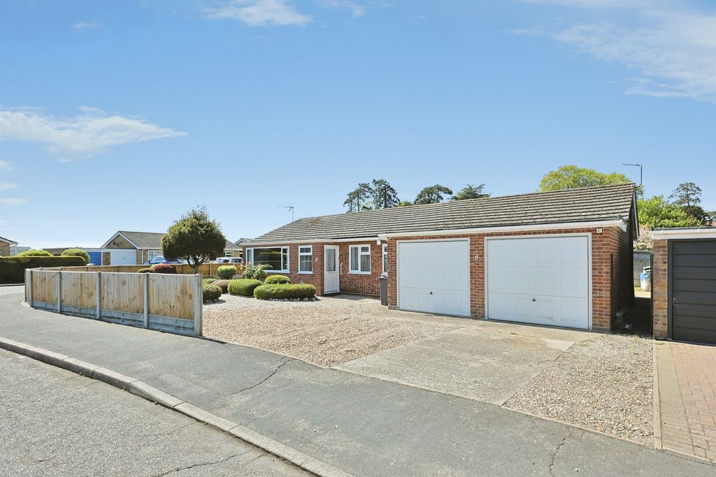 Property photo 3 of 22
