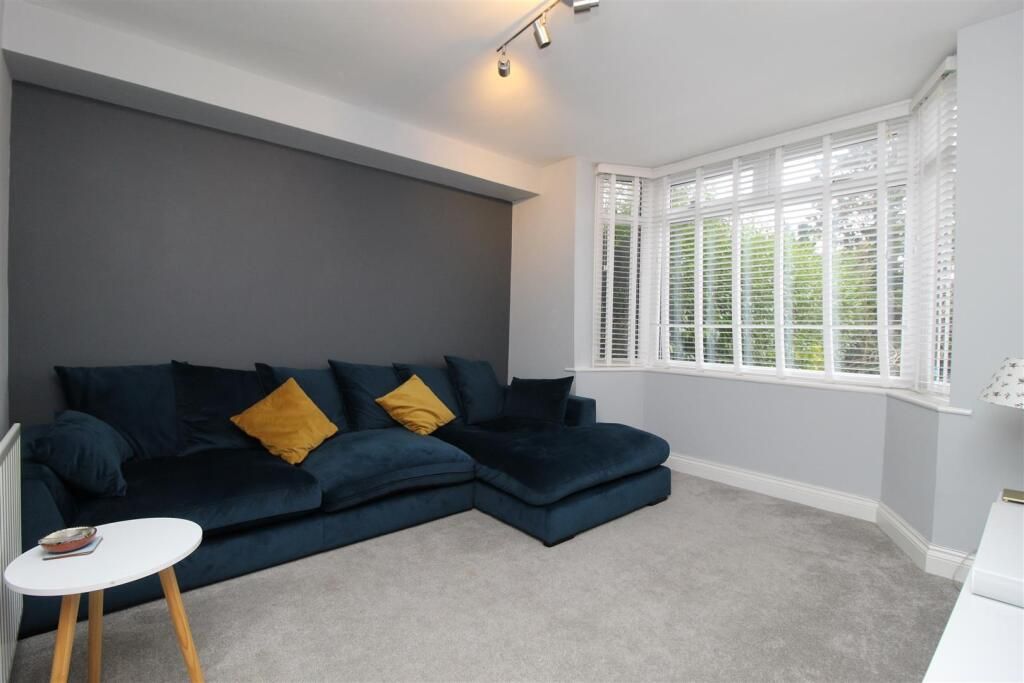 Property photo 2 of 10 Gallery