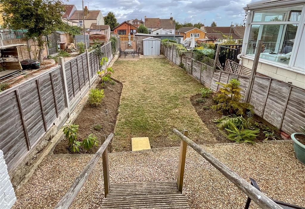 Property photo 1 of 7 Garden New