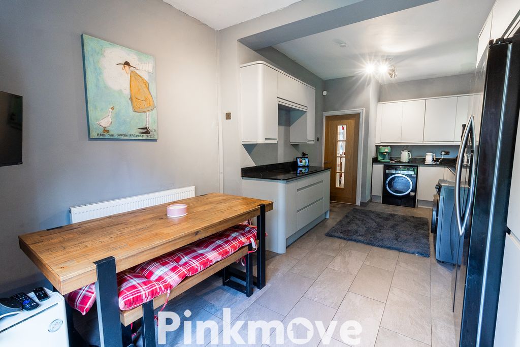 Property photo 3 of 23