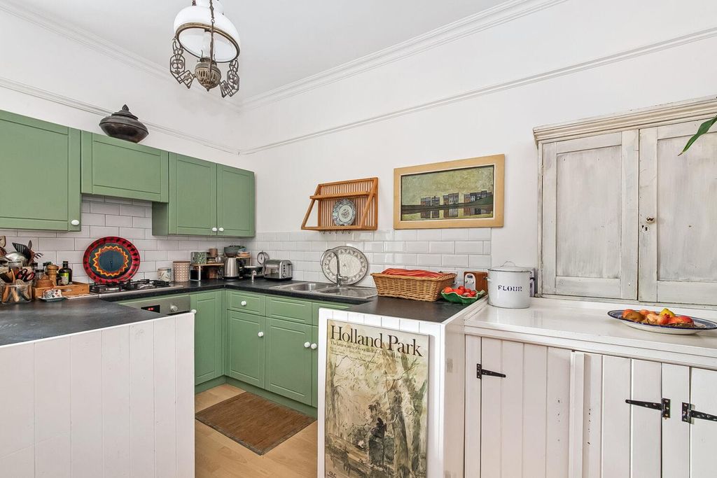 Property photo 2 of 9 Kitchen 1.Jpg