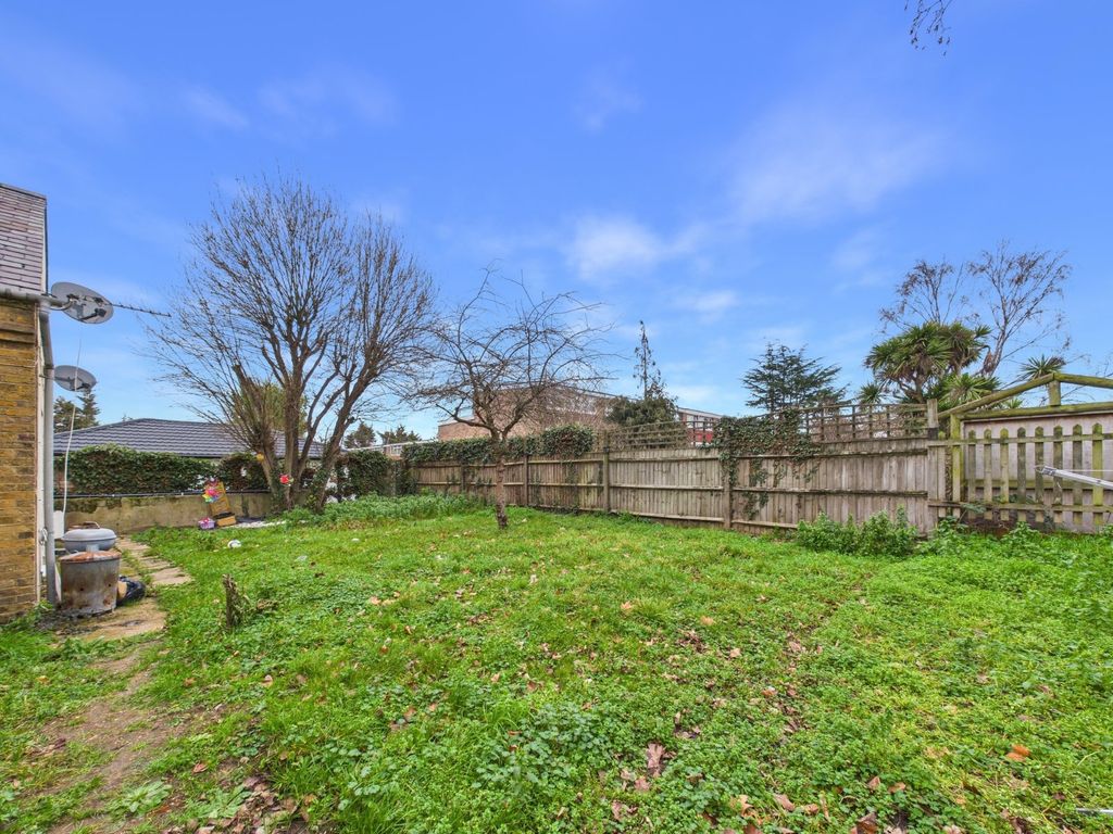 Property photo 3 of 10 Picture No. 10