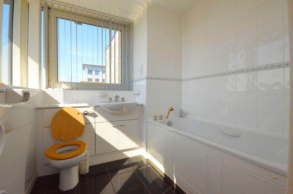 Property photo 3 of 14 Gallery