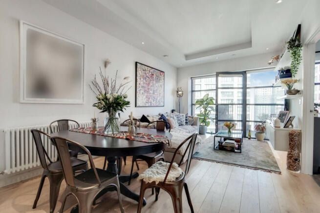 Property photo 3 of 11 4207362