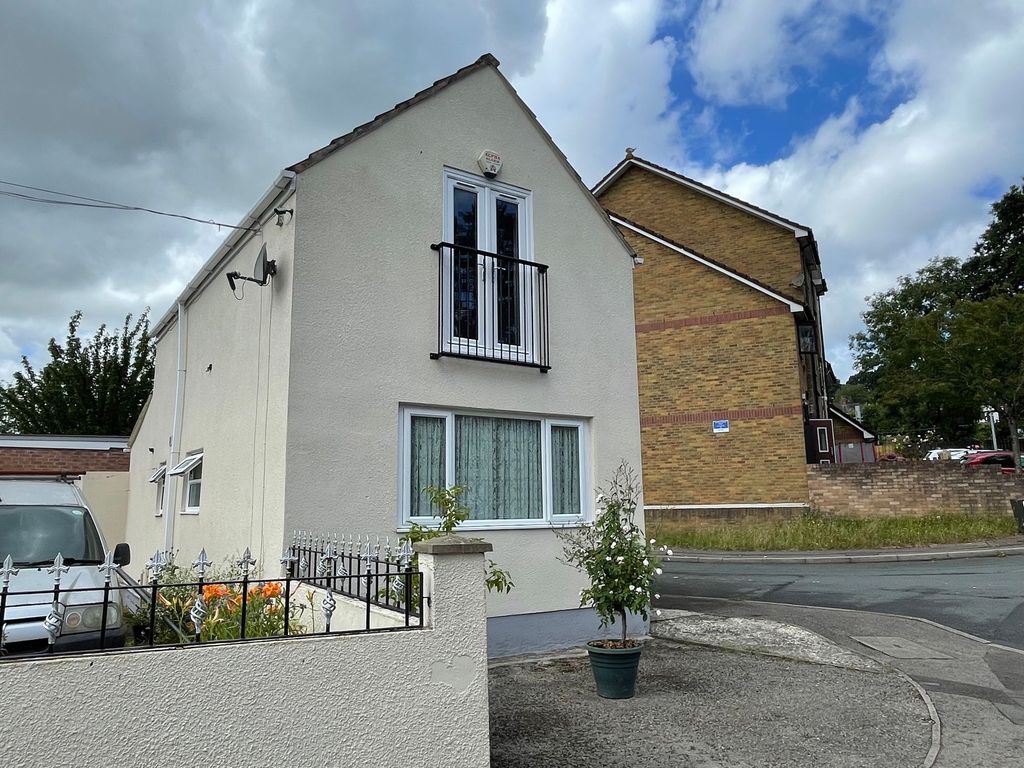 Property photo 1 of 16