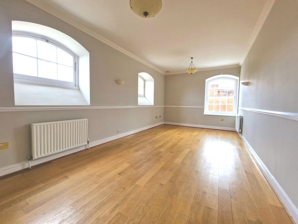 Property photo 2 of 5
