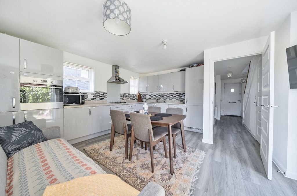 Property photo 2 of 15 1453327-5-69Ef8c6...
