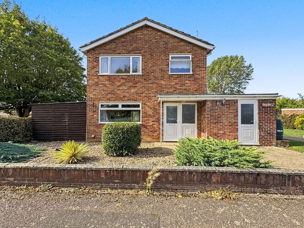 Property photo 1 of 35
