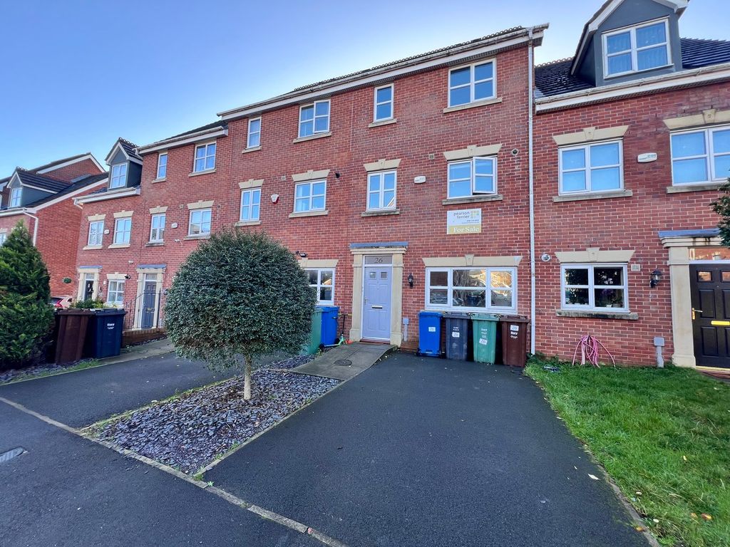 Property photo 2 of 32