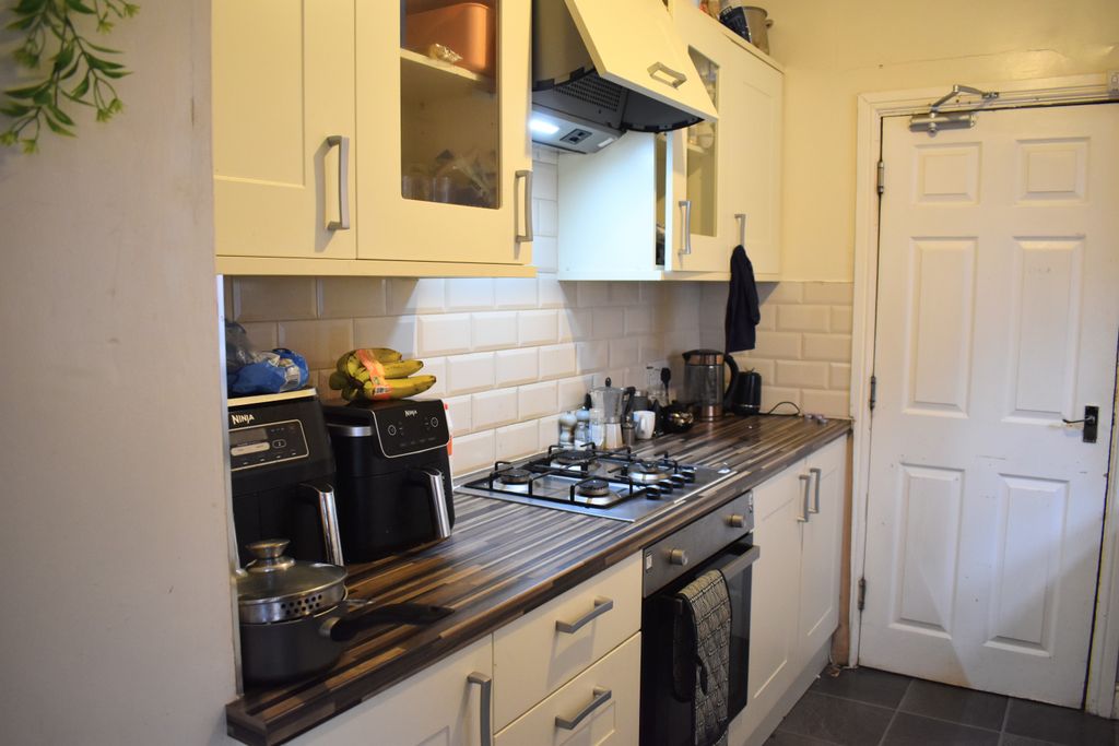 Property photo 2 of 11 Dsc_0540