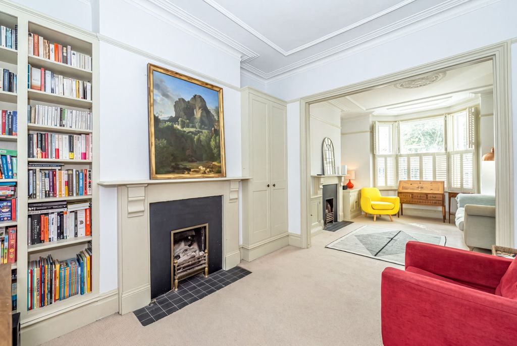Property photo 2 of 38 5533022