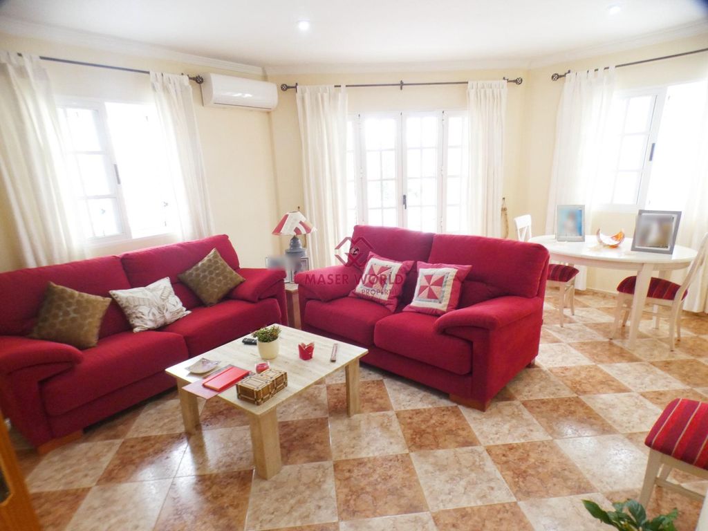 Property photo 1 of 24 Magnificent Duplex-Style Attic With Plenty Of Natural Light And All Rooms Facing Outdoors, Located In A Quiet Area Just 450 Meters From The Sea