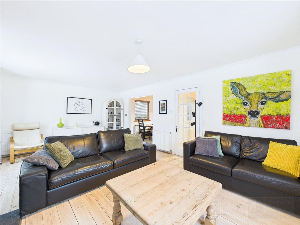 Property photo 3 of 30 Sitting Room