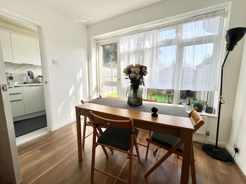 Property photo 3 of 11 Photo 5