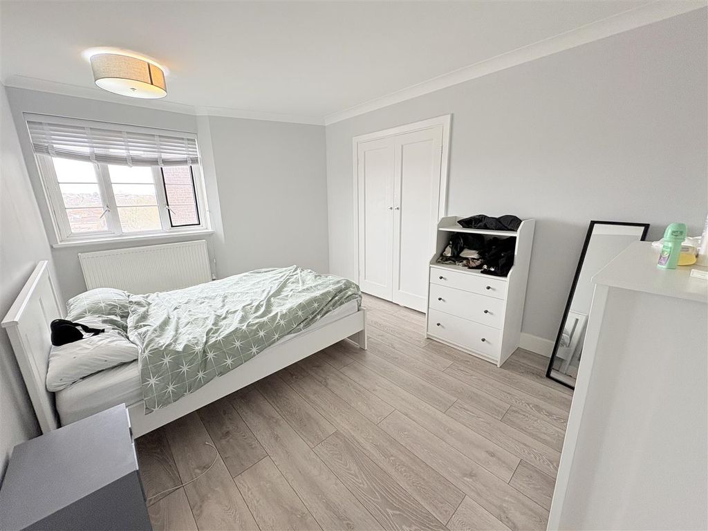 Property photo 3 of 7 Img_2508.Jpg