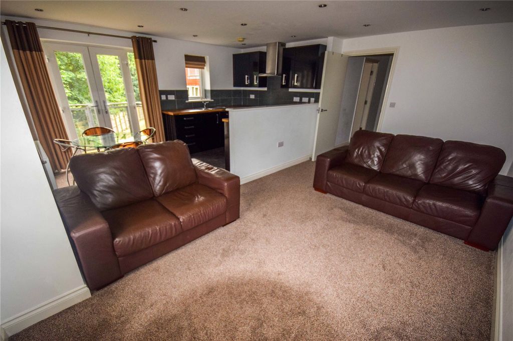 Property photo 2 of 9 Picture No. 03