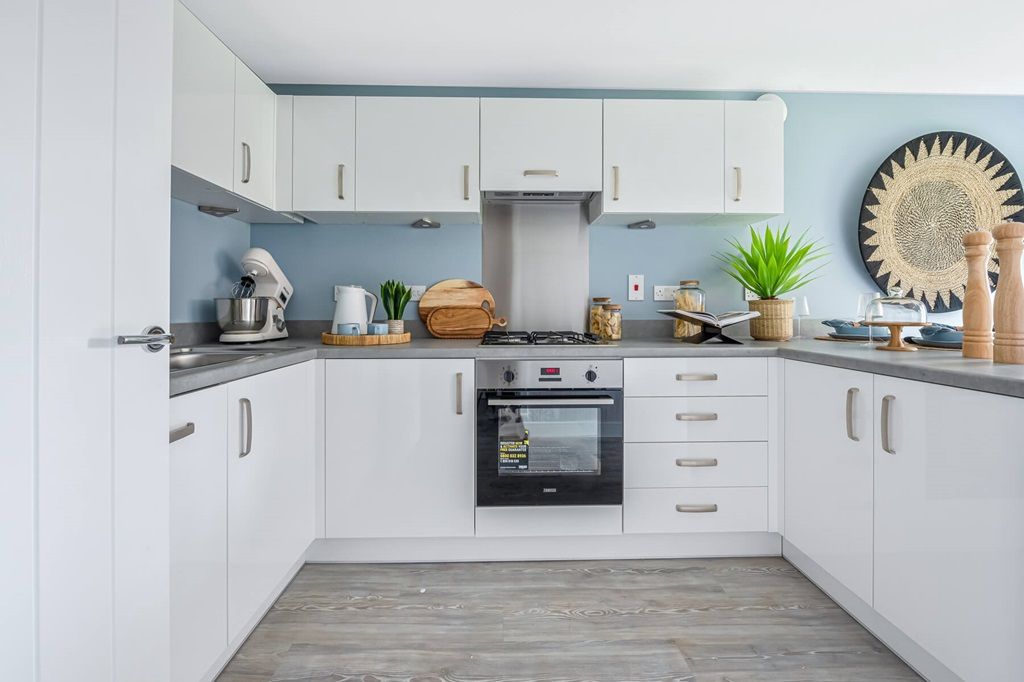Property photo 3 of 12 3 Sided Kitchen With Lots Of Storage