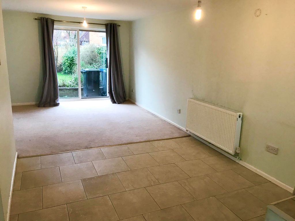 Property photo 3 of 12 Image