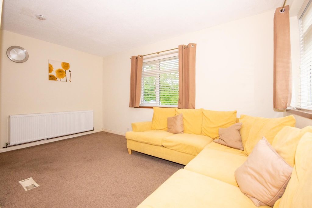 Property photo 2 of 8 4160222