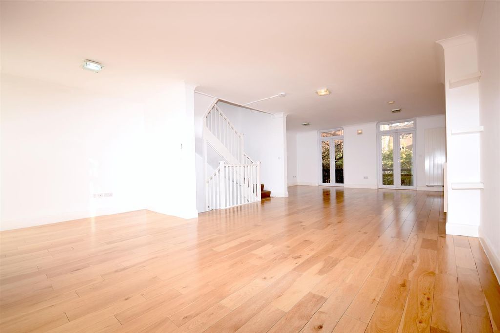 Property photo 2 of 12 T7Mftytj3Kqip186Yppuza.Jpeg