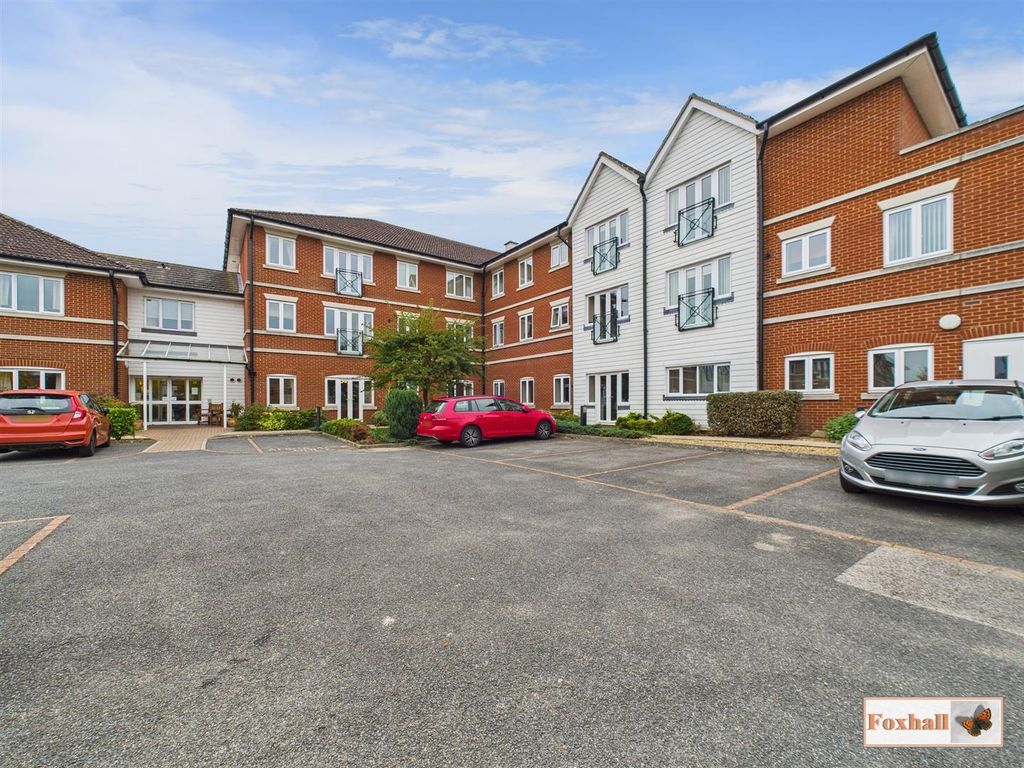 Property photo 1 of 24 Communal Areas