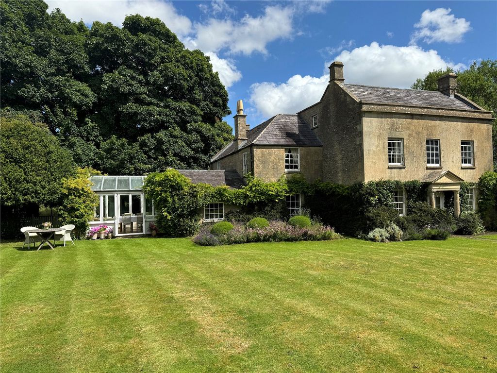 Property photo 2 of 28 Exterior