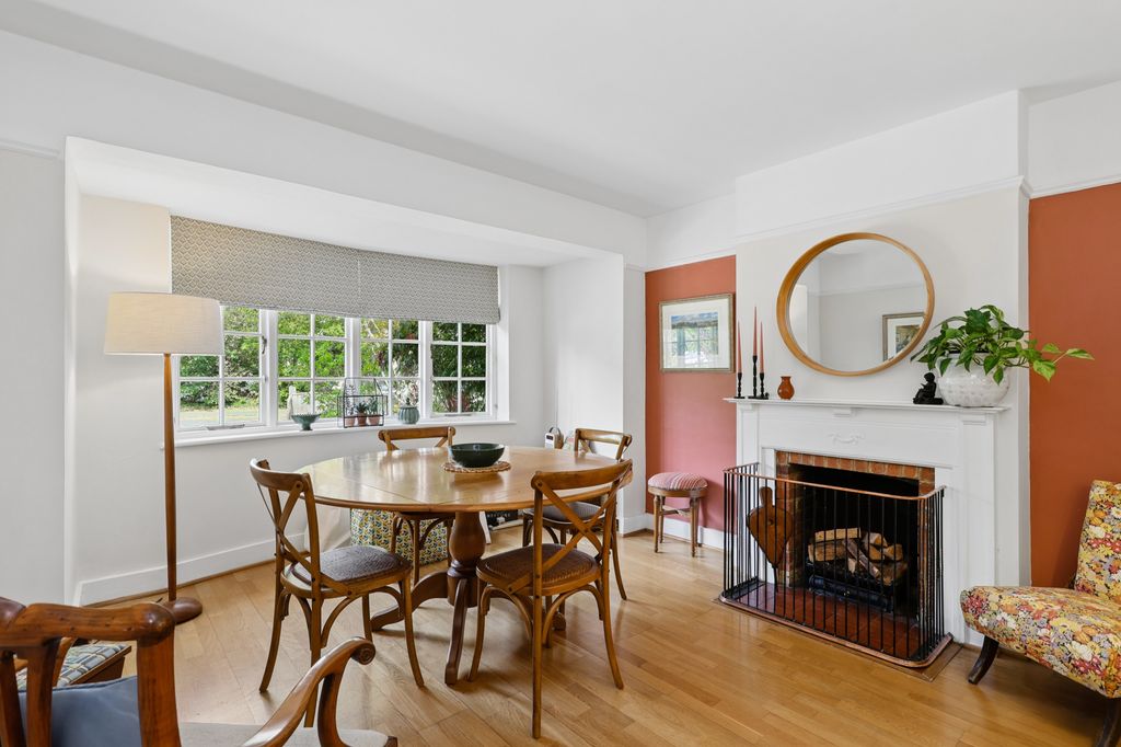 Property photo 2 of 12 Dining Room