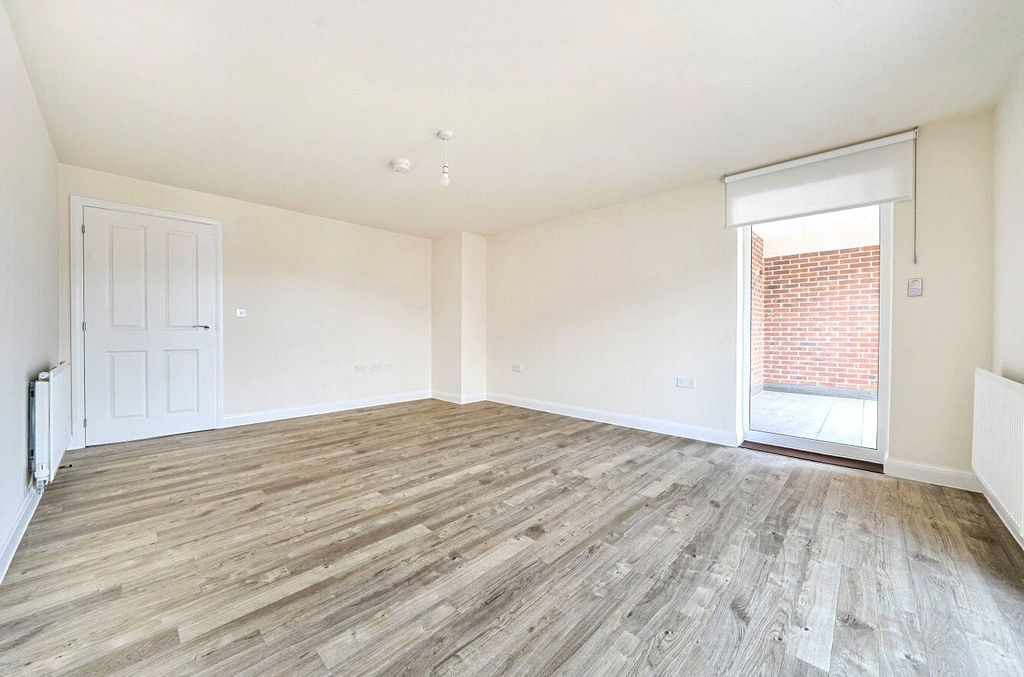 Property photo 1 of 16 Picture No. 09