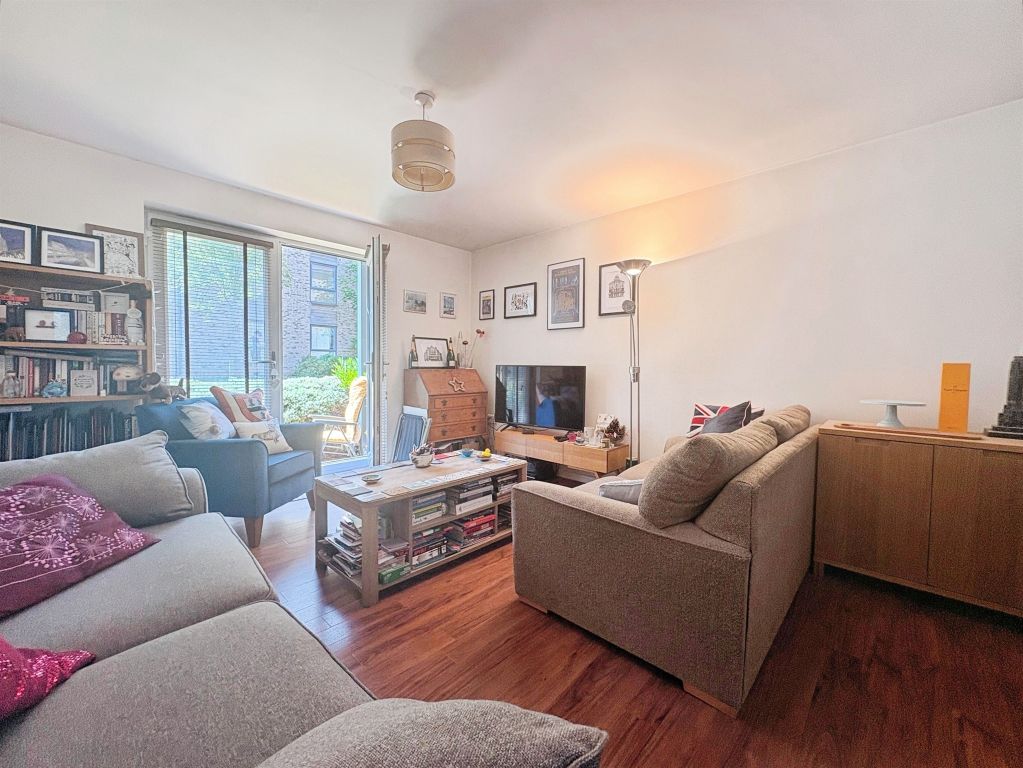 Property photo 3 of 11