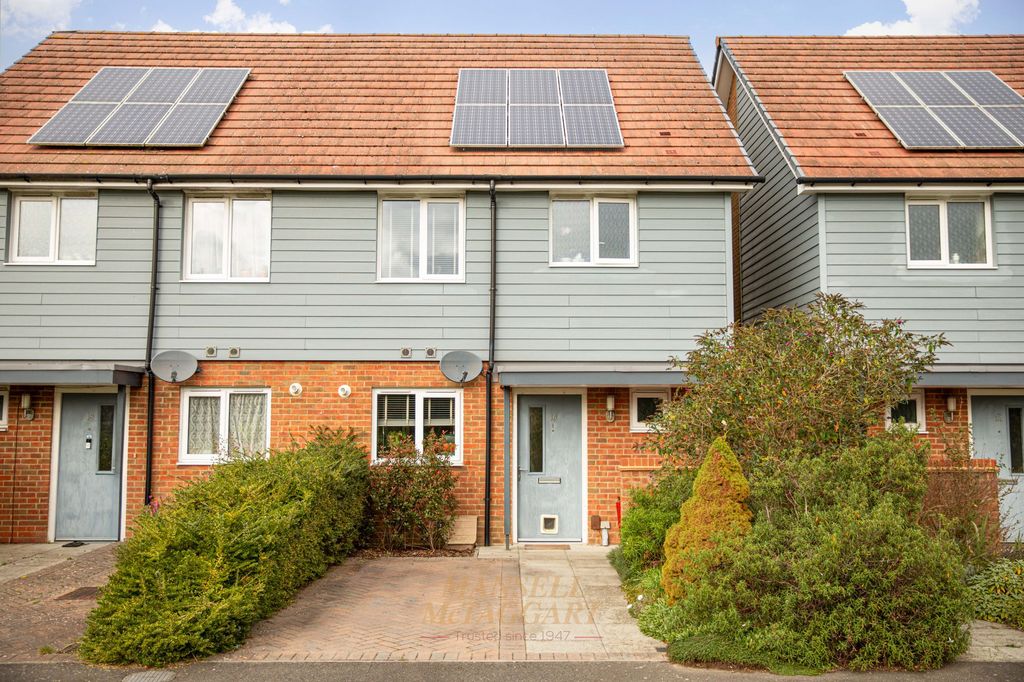 Property photo 1 of 28