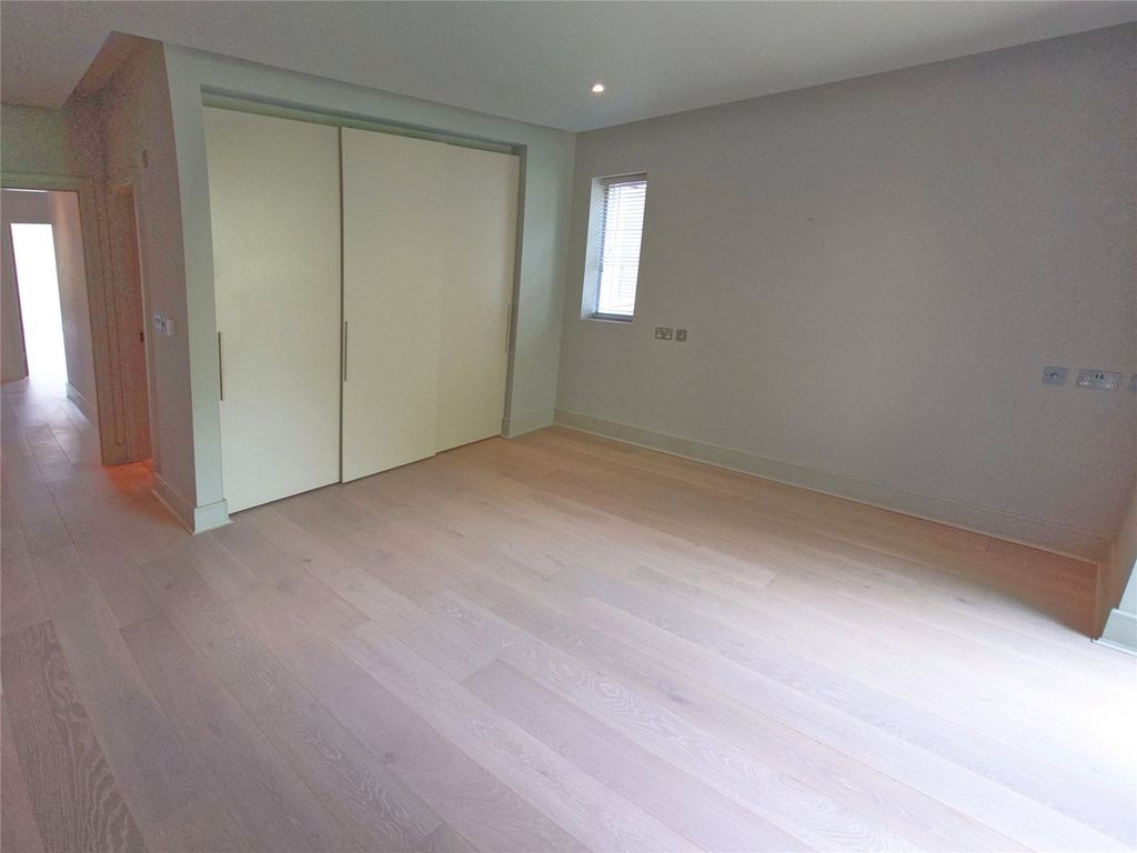 Additional image 8 of 2 bed flat for saleThe Hideaway, Tremorvah Barton, Truro, Cornwall TR1