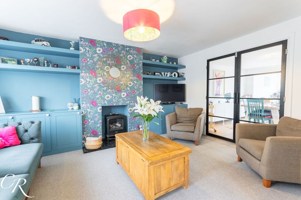 Property photo 3 of 26