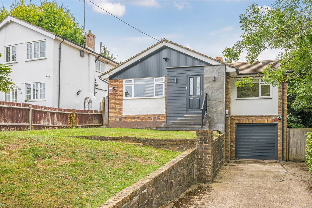 Property photo 1 of 22 Picture No. 02