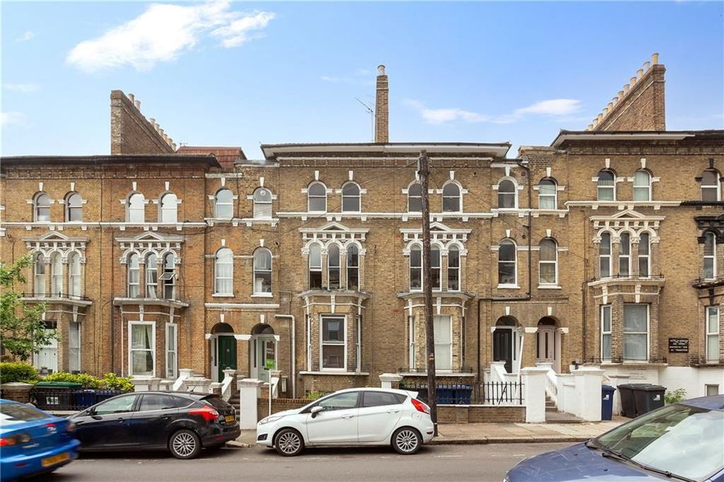 Property photo 1 of 6