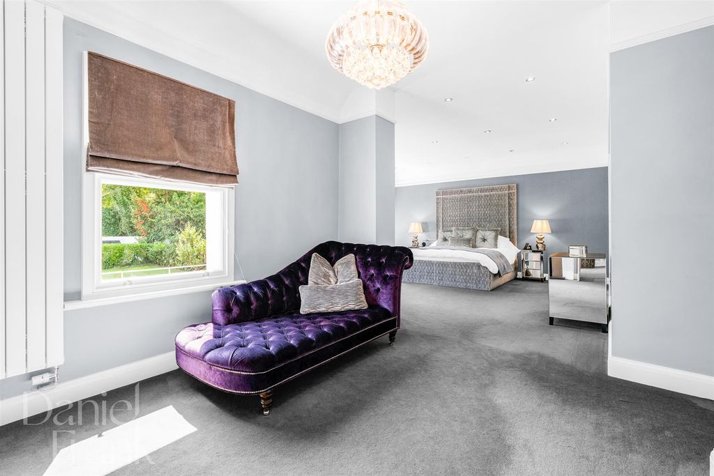 Additional image 26 of 5 bed detached house for saleThe Uplands, Loughton IG10
