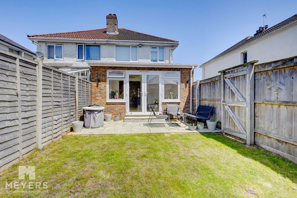 Property photo 1 of 34