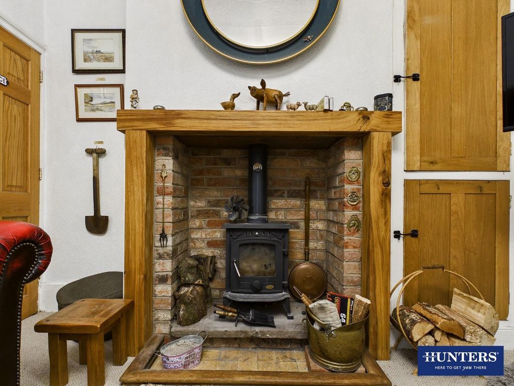 Property photo 3 of 20 Sitting Room