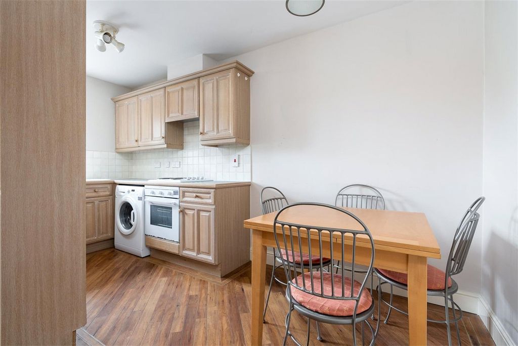 Property photo 2 of 12 Picture No. 03