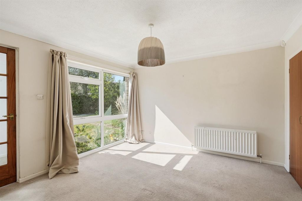 Property photo 2 of 18 2-Thewalnuts-008.Jpg